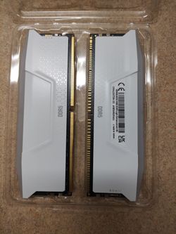 Corsair Vengeance RGB DDR5 16GB  RAM 6000mhz and Light Enhancement Kit