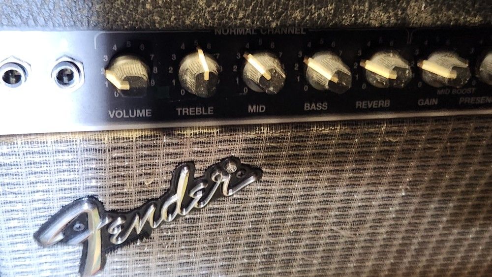 Fender Ultra Chorus Amp