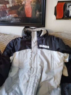 X LARGE RAIDERS STADIUM JACKET