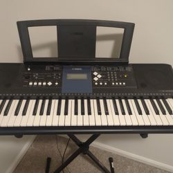 Yamaha PSR-E333 - 61 Key Portable Keyboard