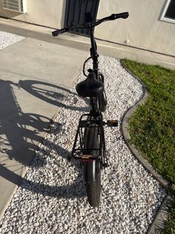 GoTrax , black