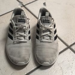 Size  4 White Adidas 