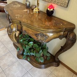 Console table