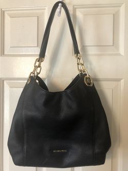 Women’s Black Leather Shoulder Bag
