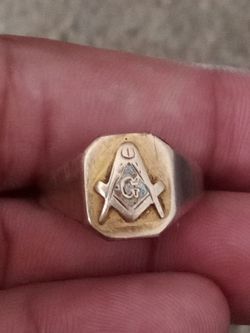 Gold ring