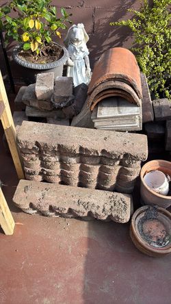 Free pavers, blocks and clay pots