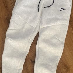 Nike Techs Sweats Size L