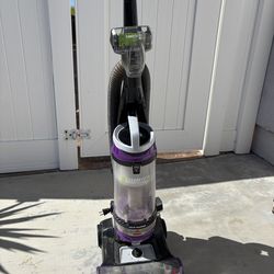 Bissell Vacuum Cleaner