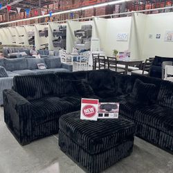 Brand New Sectional Sofa With Ottoman 