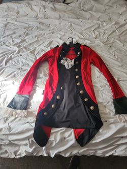 Costume Size S