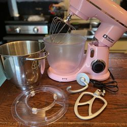 PINK Kitchen In The Box Stand Mixer-Like New -$150 Value
