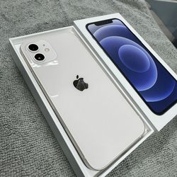 iPhone 12 white