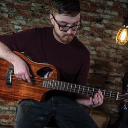 Michael Kelly Sojourn Port Acoustic Travel Bass