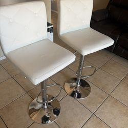 Bar stool