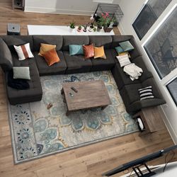 9’10” X 14’ Area Rug