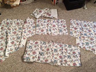 2 pr curtains and huge valence