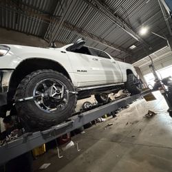 Wheel Alignments For Lifted And Level Truck Jeep SUV 