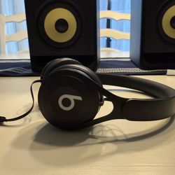Beats by Dr. Dre EP Wired On-Ear Headphones - Black