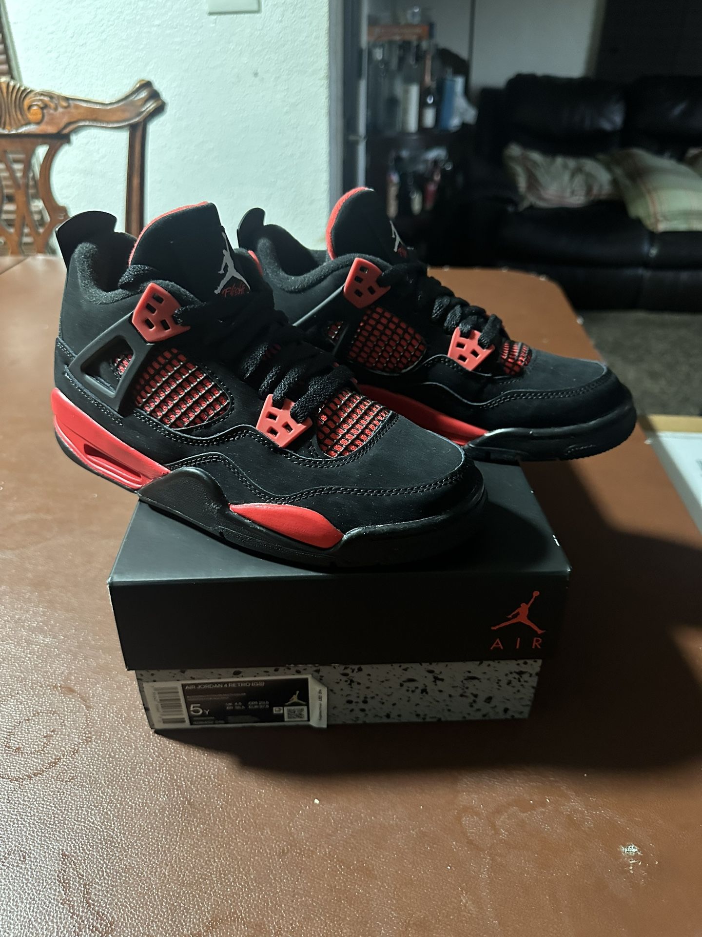 Air Jordan 4