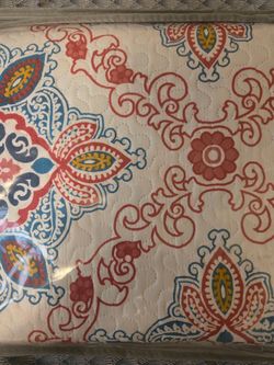 Wyndham Full/Queen Quilt Set Reversible Quilted Medallion Pattern Multicolor
