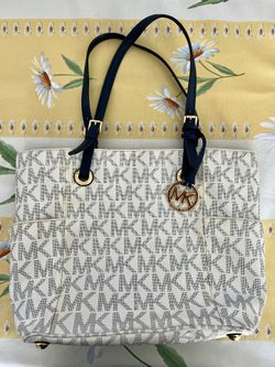 Michael Kors Monogram Medium Tote