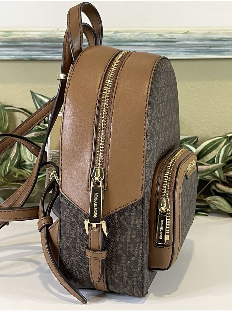 Michael Kors Jaycee Convertible Backpack Extra Small Zip Pocket