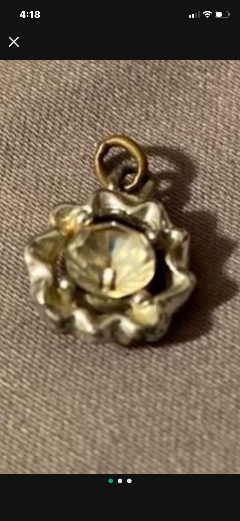 Costume White Gold And Diamond Pendant