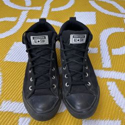 Black Converse Chuck Taylor - Size 10