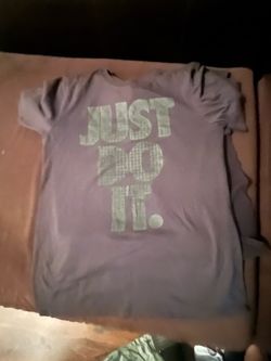 Women’s shirts