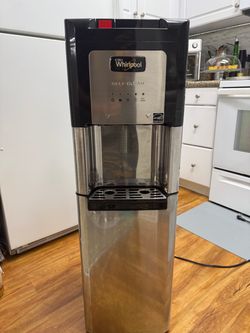 WHIRLPOOL HOT AND COLD WATER DISPENSER
