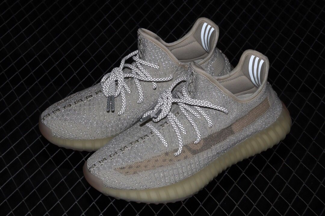 Yeezy beard white hollow sky full of stars color matching