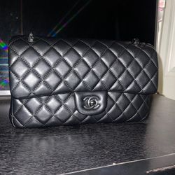 CHANEL Flap Shoulder Bag Black 