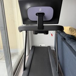 2022 Peloton Tread