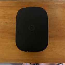 Beats Solo 4 Limited Edition Color 