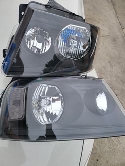 04-08 Ford F-150 black Headlights