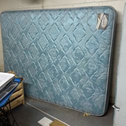 New Queen Mattress & Box Spring