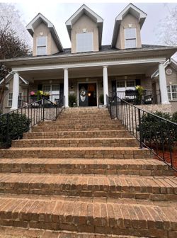 Stairway to Home 🏡 Heaven 