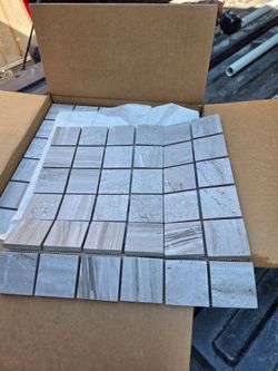Porcelain tile