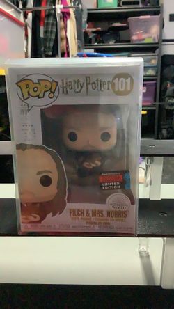 Funko pop! Harry Potter, filch and Mrs. Norris #101 2019 law convention, exclusive limited edition