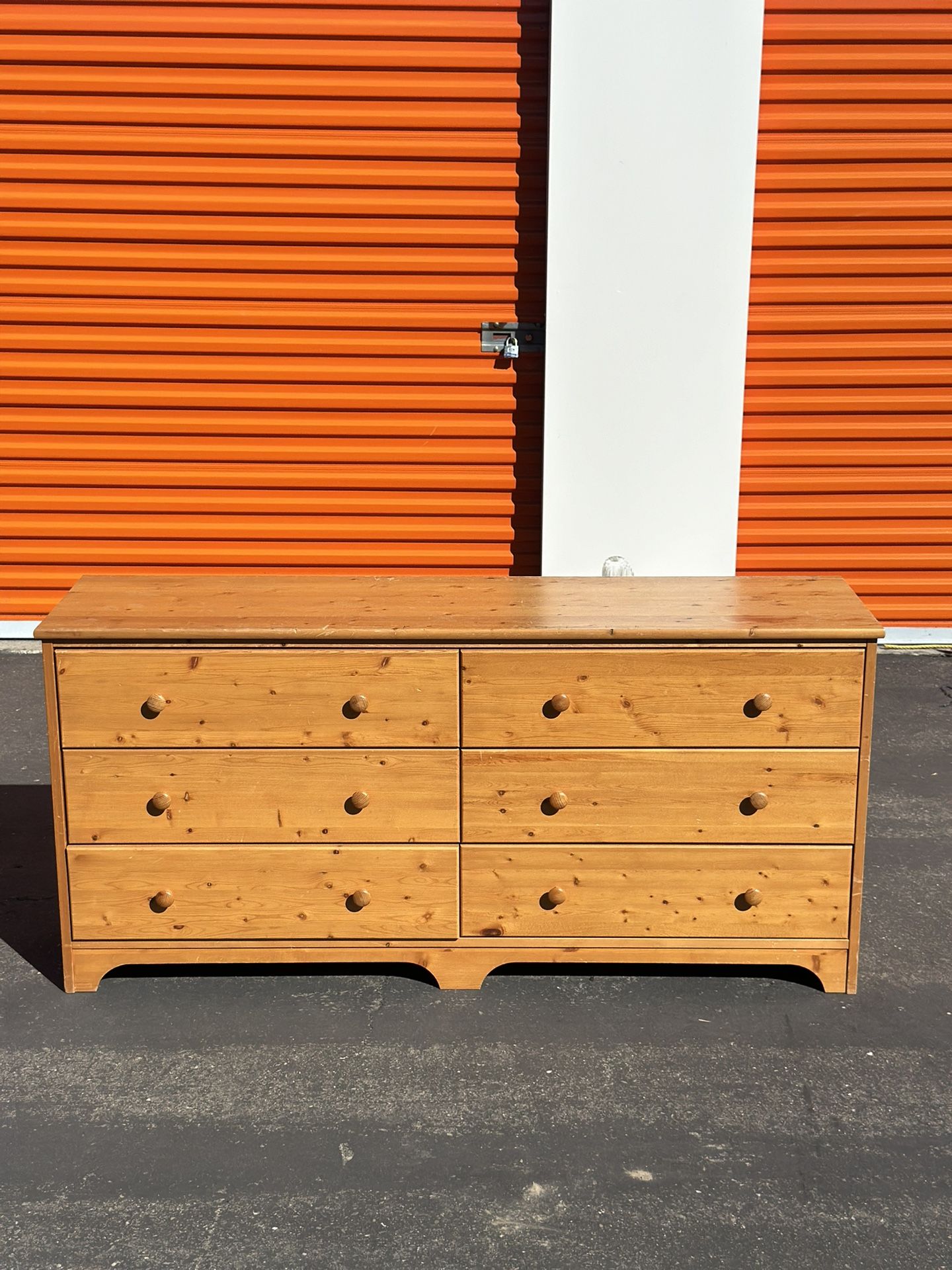 6 Drawer Dresser