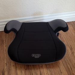 New!! Cosco Kids Booster Seat ( Price Firm!)