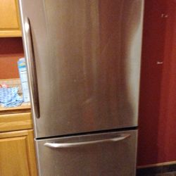 Maytag Refrigerator 