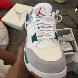Jordan 4s Pine Greens Sb.
