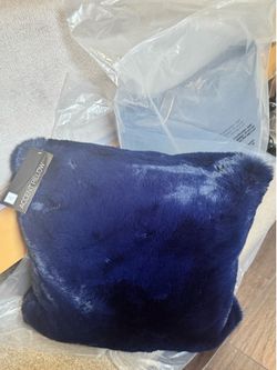 20 x 20 Blue Decor Faux Pillow
