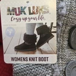 NWT MUK LUKS WOMEN'S BOOTS SIZE 7 - GRAY - FLEECE WITH SUEDE