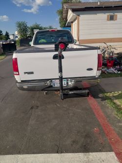BVG 2-Bike Hitch Bike Rack (Complete w/ Keys & Hardware)