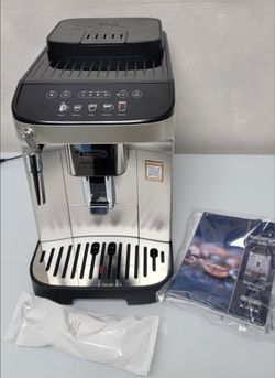 De'Longhi Magnifica Evo Automatic
Espresso Machine with Frother and
Preset Recipes