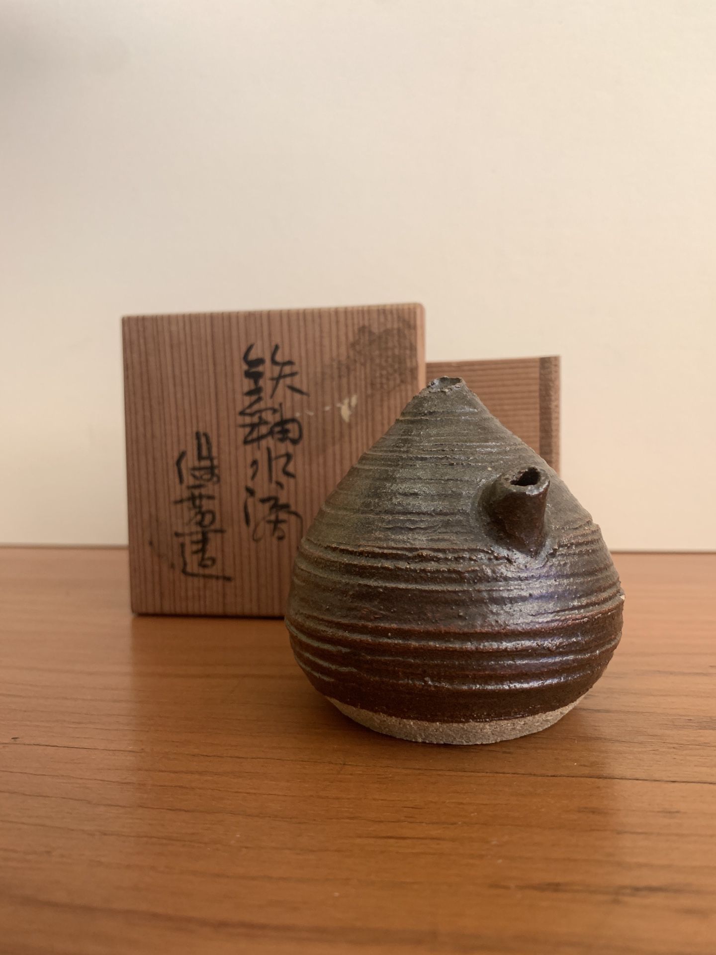 Antique “Mizusashi” Made In japan