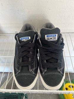 Converse men’s size 9