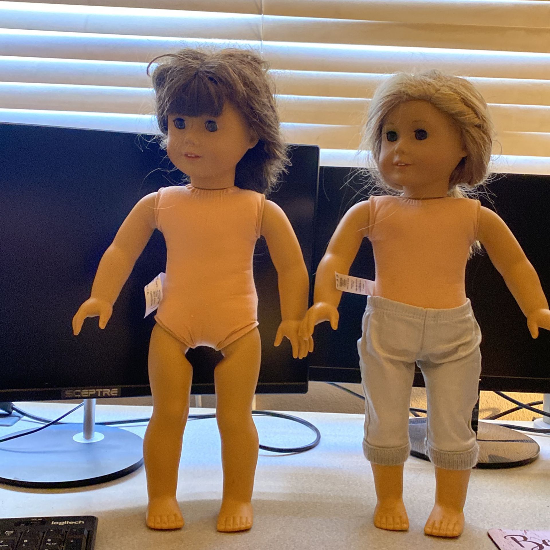 2 American Girl Doll Dolls Blonde & Brunette W/teeth $40 For Both